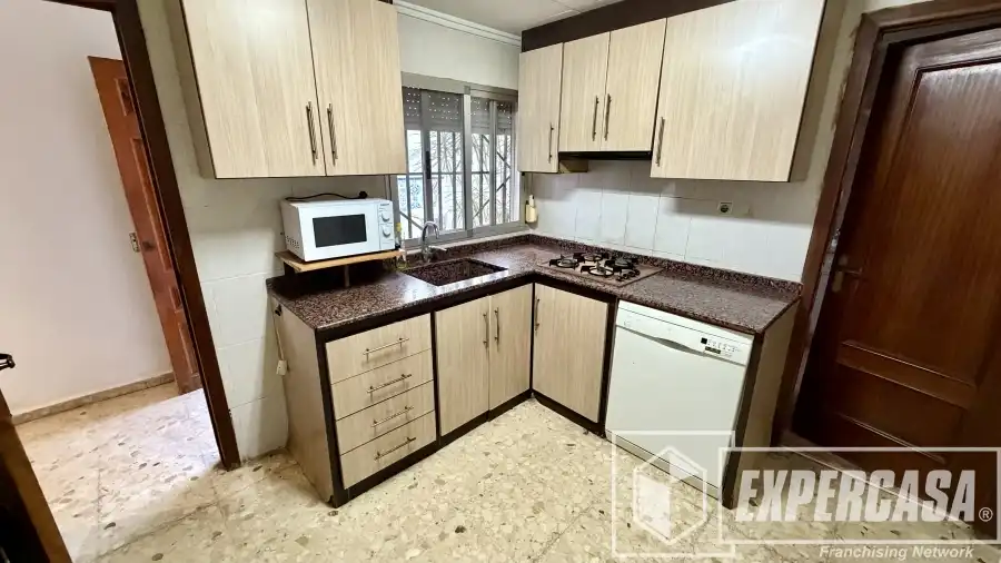 Cuina de Casa o xalet en venda en Alaquàs amb Terrassa
