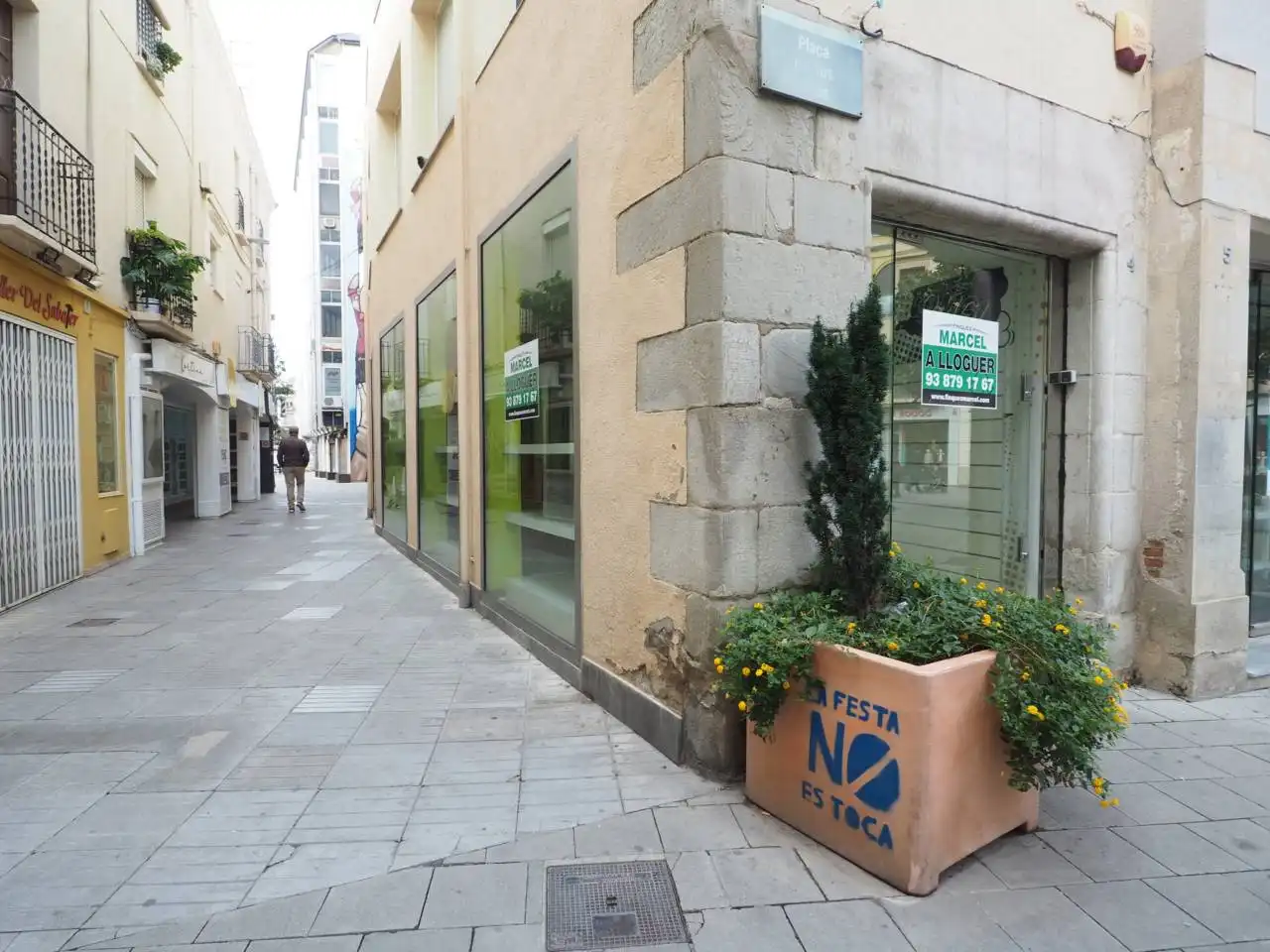 Vista exterior de Local en venta en Granollers