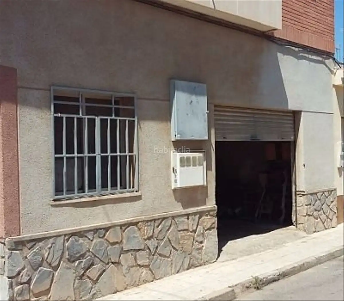 Local commercial à vendre à Calle Cassola 34