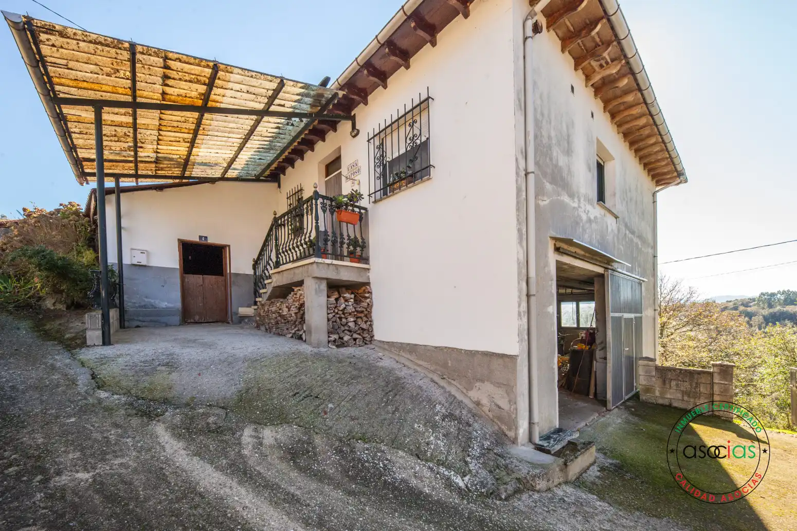 Vista exterior de Casa o chalet en venta en Tineo con Calefacción, Jardín privado y Terraza