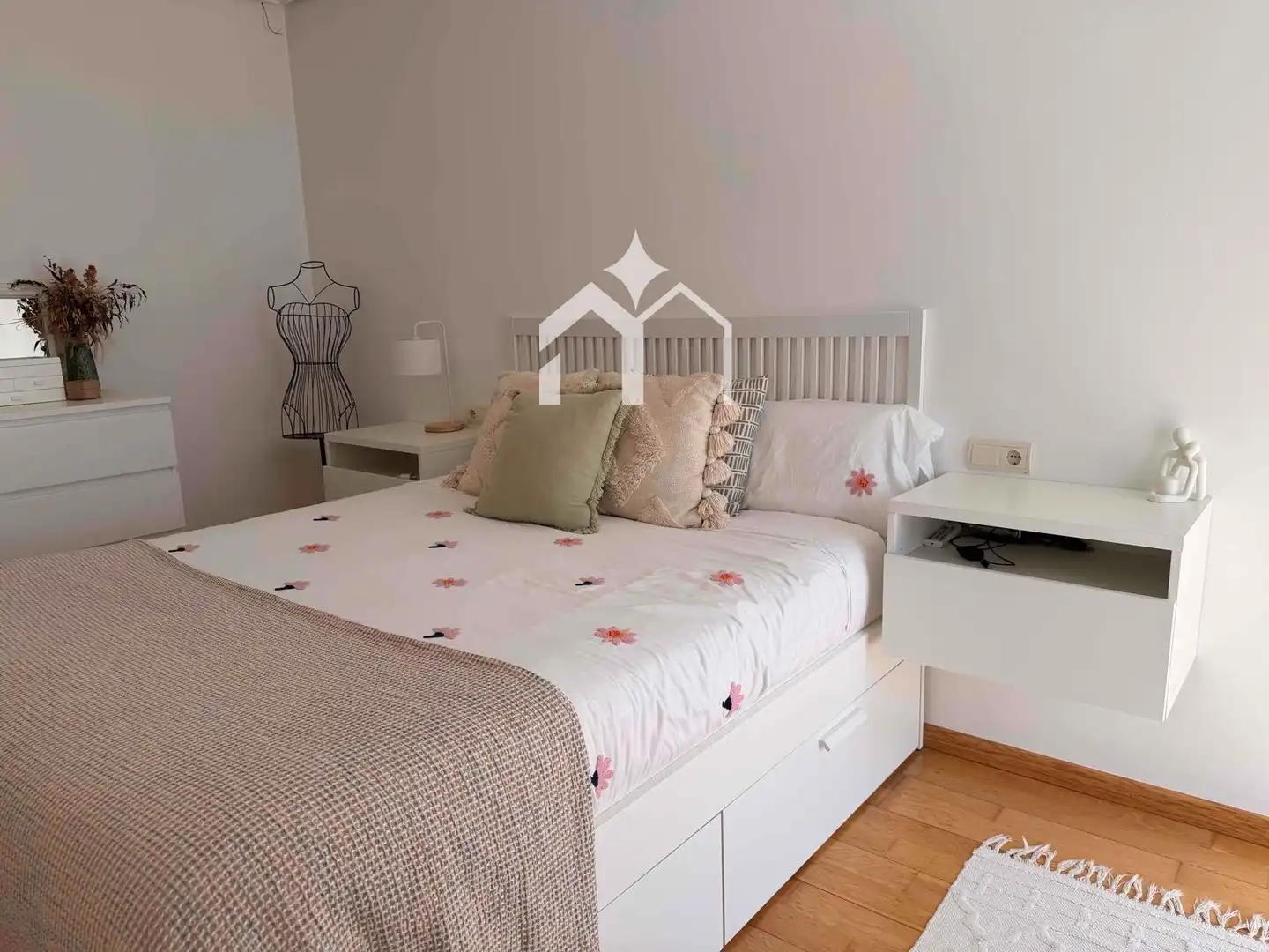 Habitación de Piso en venta en Moaña con Calefacción, Trastero y Piscina