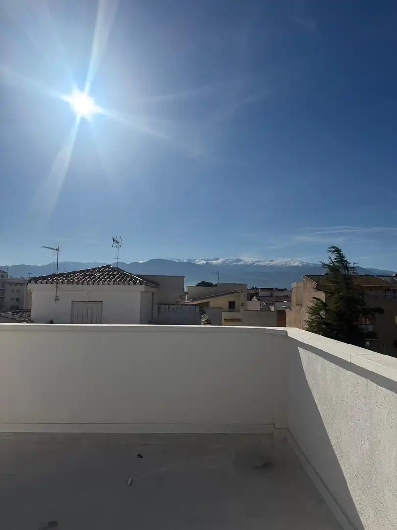 Vista exterior de Ático en venta en Armilla con Terraza