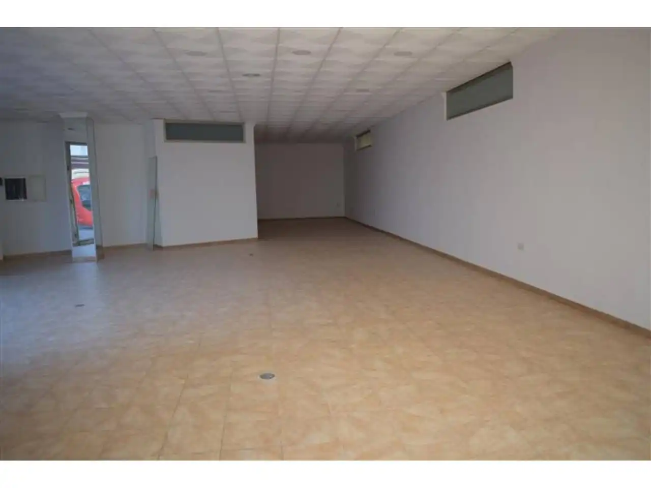 Business premises to rent in Baena