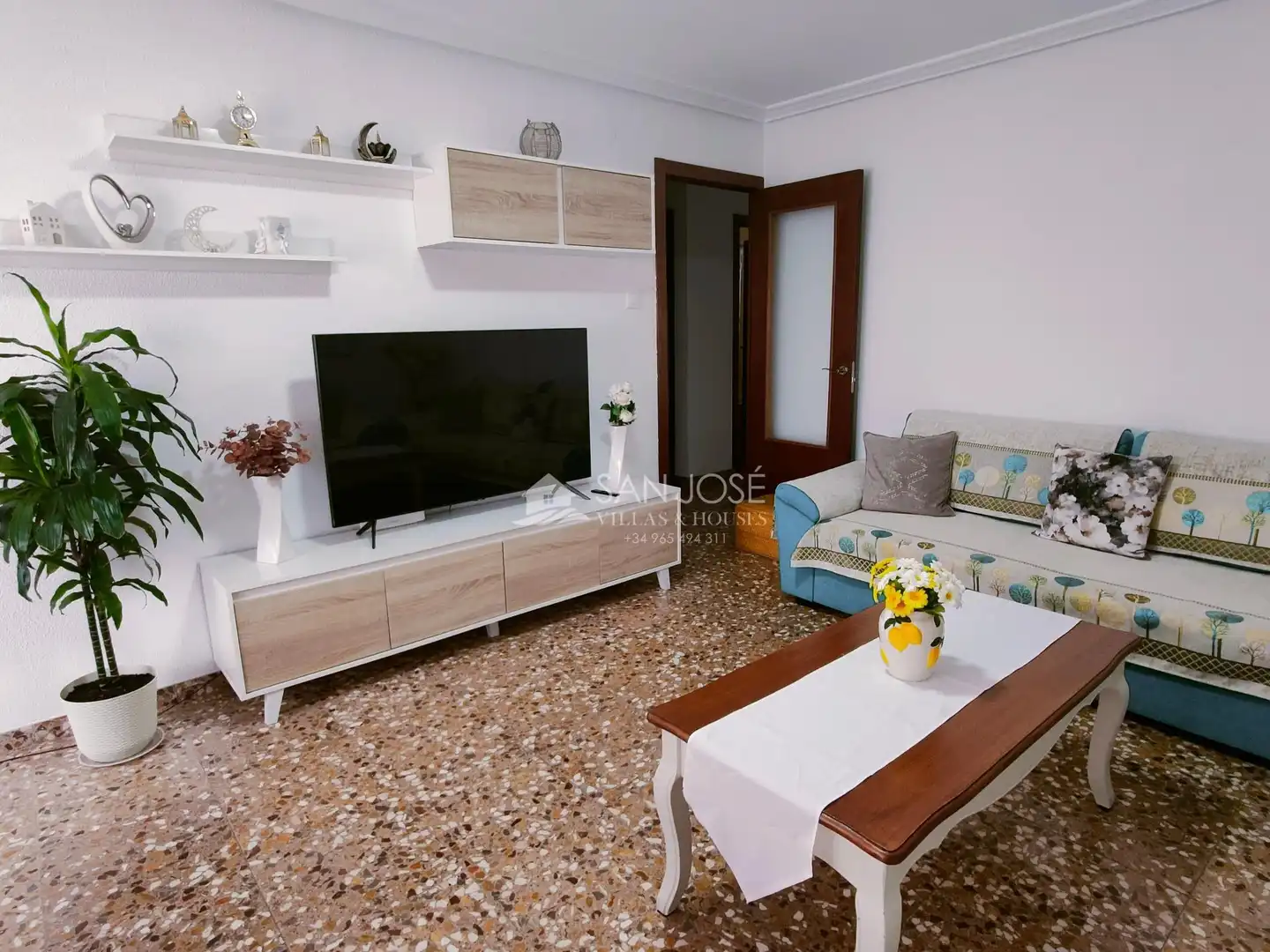Sala d'estar de Pis en venda en Aspe amb Terrassa, Traster i Moblat