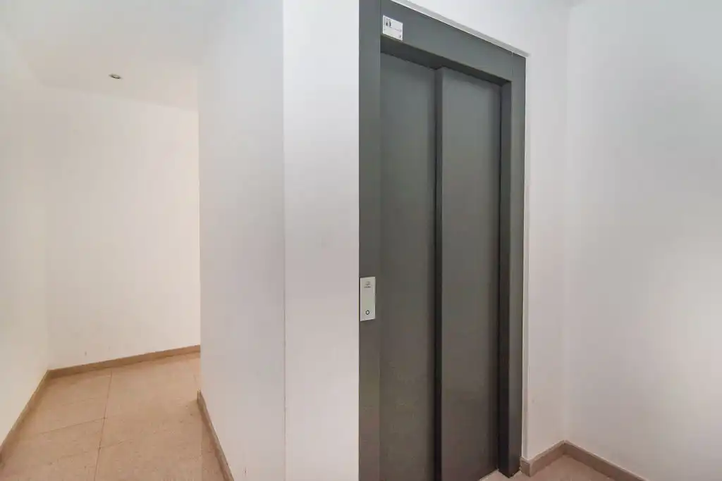 Piso con ascensor en venta en C/ Urgell, imagen 18