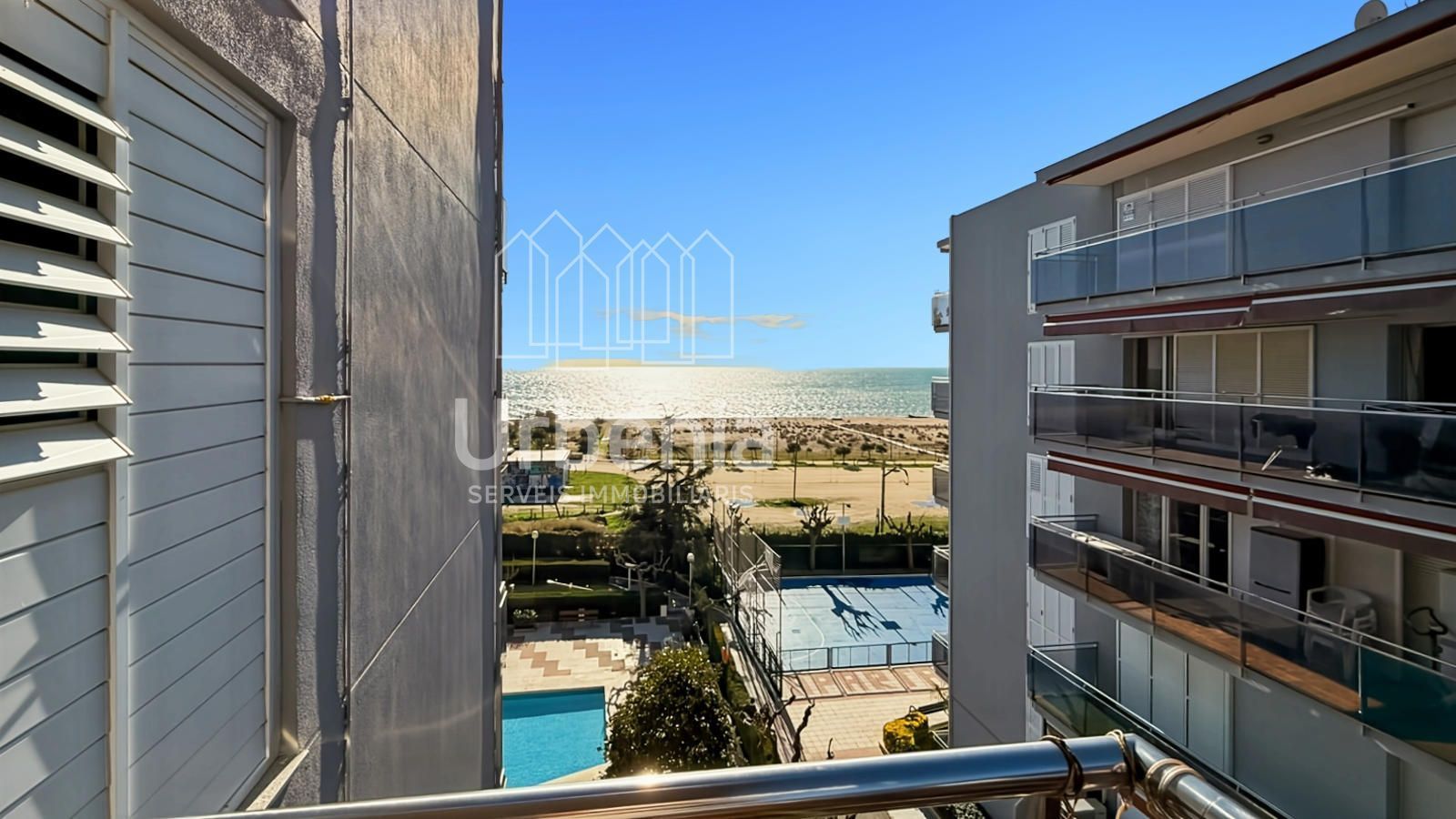 Vista exterior de Apartament en venda en Arenys de Mar amb Aire condicionat, Calefacció i Terrassa
