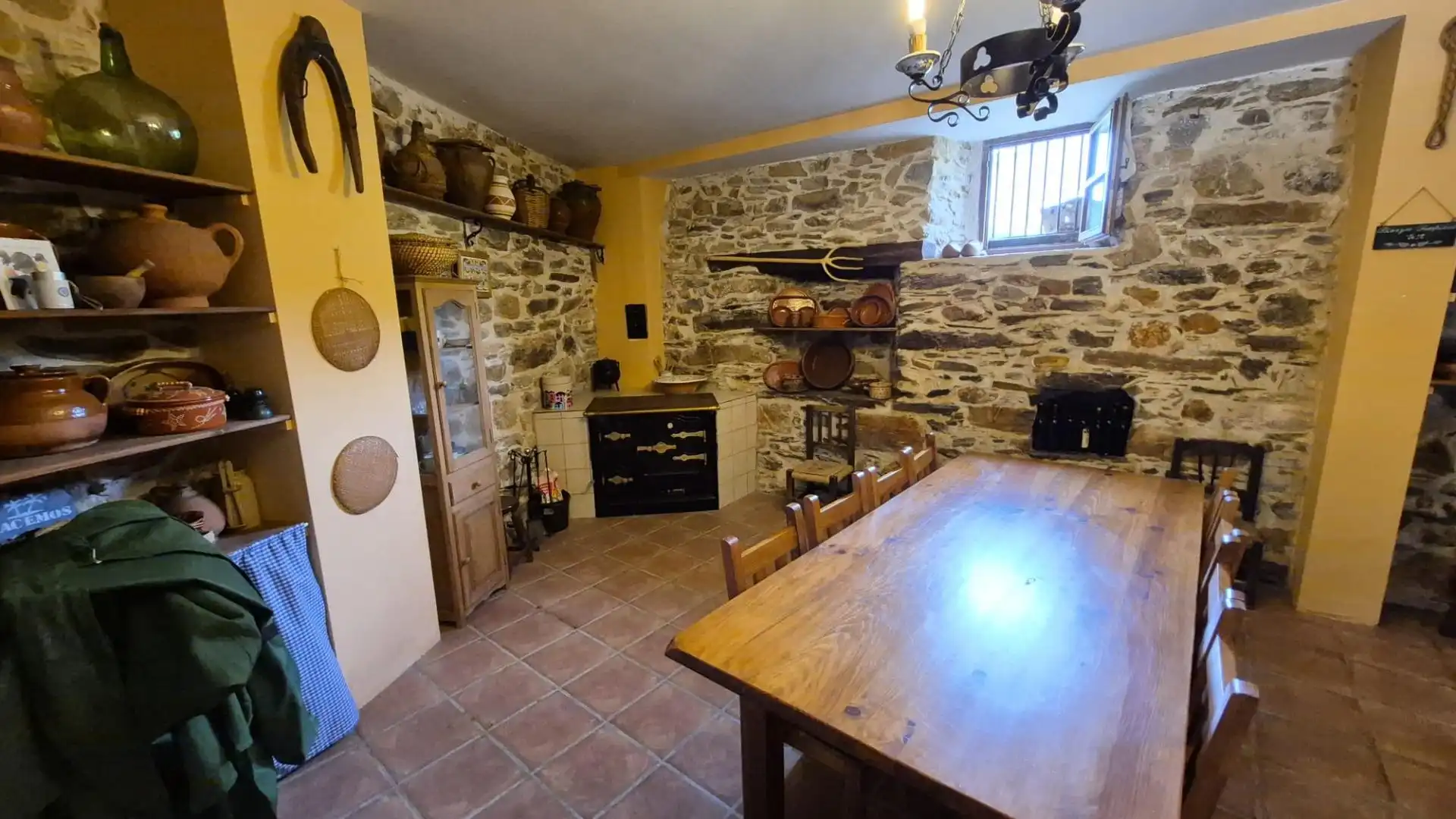 Cocina de Casa o chalet en venta en Ponferrada con Terraza