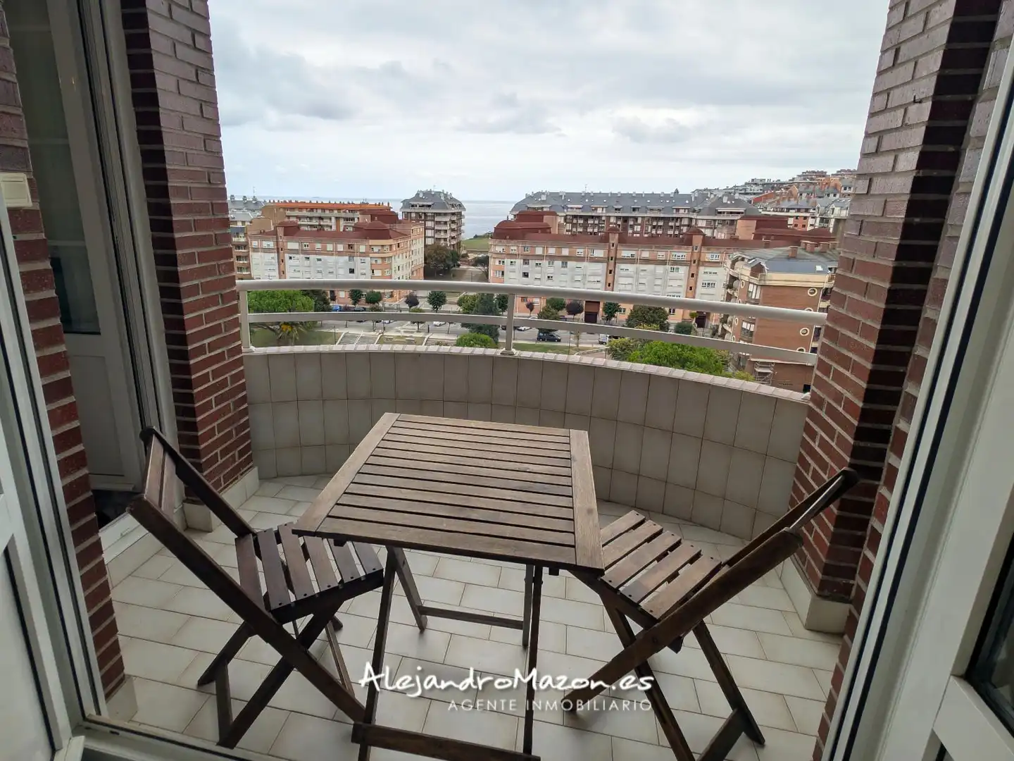 Balcony of Flat for rent in Castro-Urdiales  with Heating, Terrace and Swimming Pool