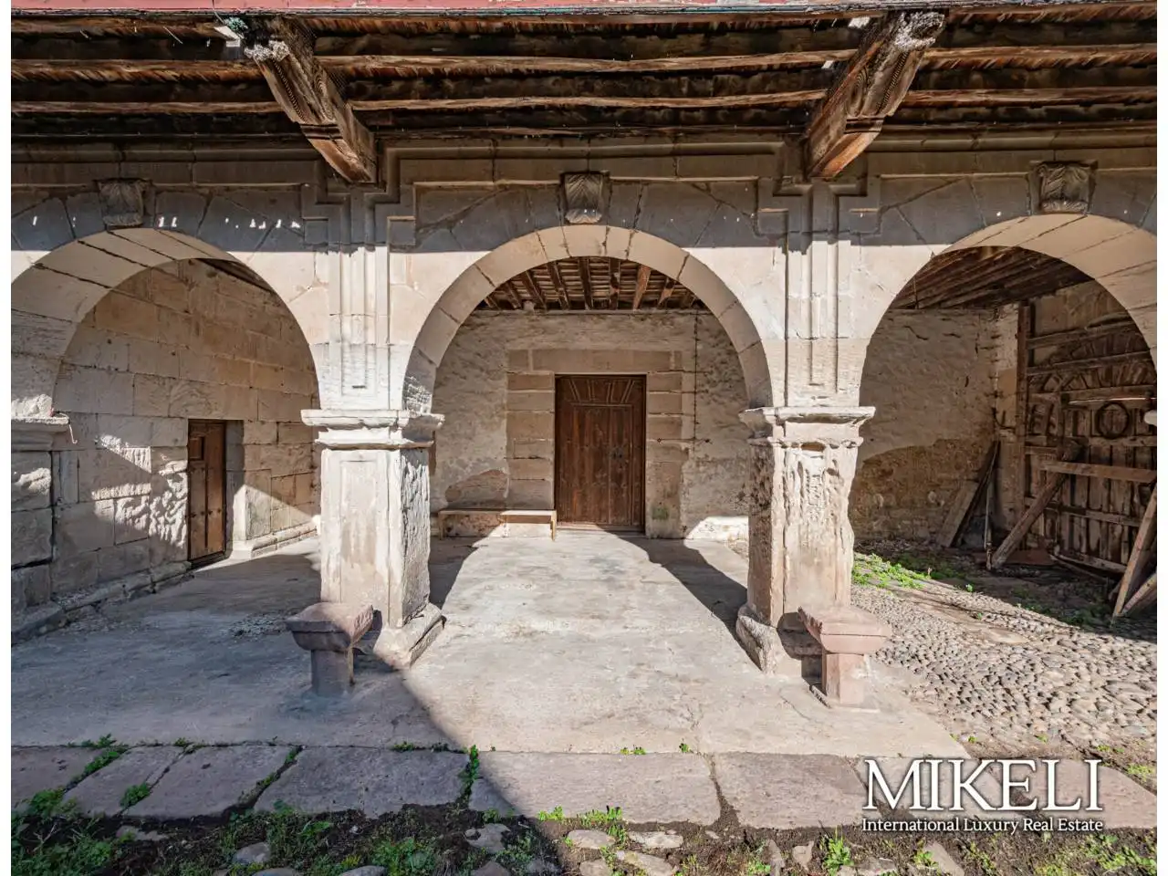 Casa amb jardí en venda a Calle Viernoles, imagen 8