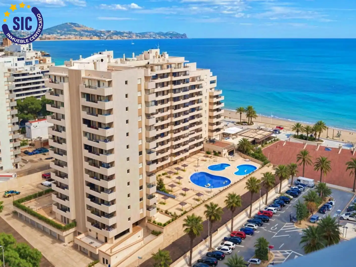 Vista exterior de Apartament en venda en Calpe / Calp amb Calefacció, Terrassa i Piscina comunitària