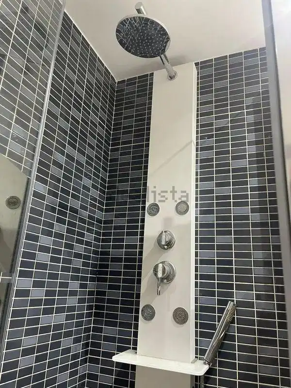 Bany de Pis en venda en Valladolid amb Calefacció, Moblat i Piscina comunitària