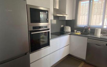 Kitchen of Flat to rent in Sant Cugat del Vallès  with Terrace