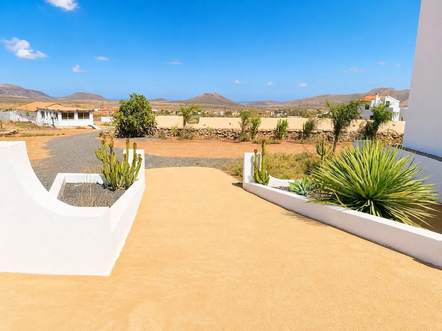 Vista exterior de Casa o xalet en venda en Antigua amb Jardí privat, Terrassa i Traster