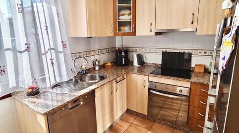 Foto 2 von Einfamilien-Reihenhaus zum Verkauf in Avenida Libertad, 13, Benferri, Alicante