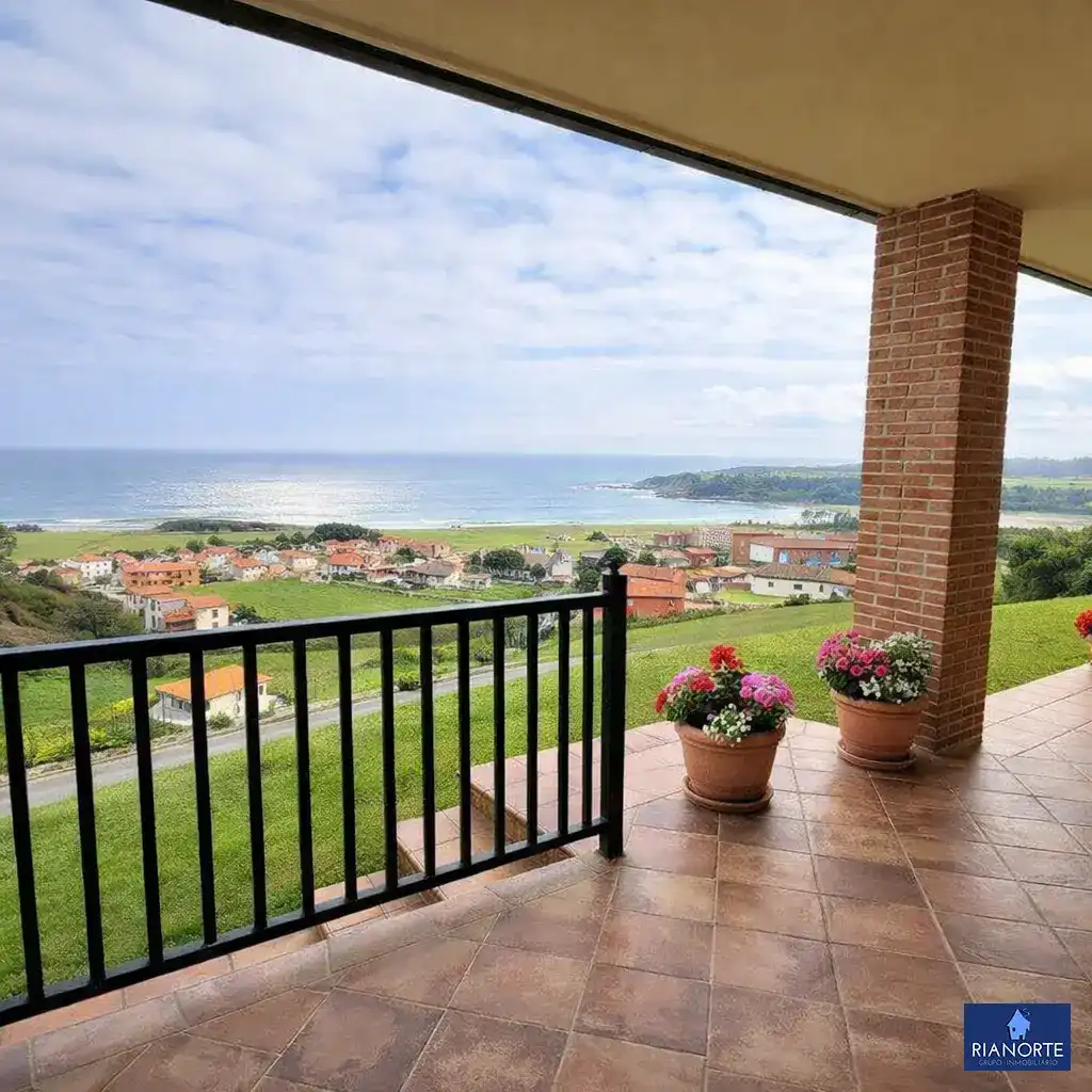 Vista exterior de Casa o chalet en venta en Gozón con Calefacción, Jardín privado y Terraza
