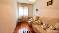 Living room of Flat for sale in L'Hospitalet de Llobregat