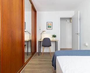 Bedroom of Flat to share in  Almería Capital