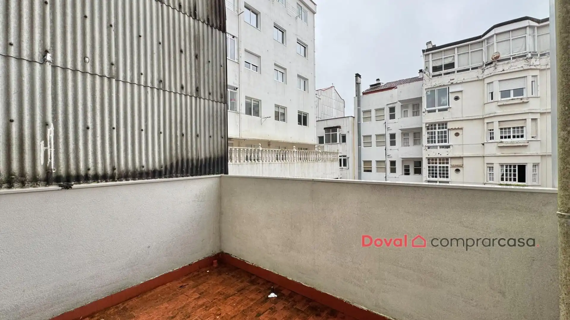 Vista exterior de Piso en venta en Vigo  con Calefacción, Parquet y Terraza