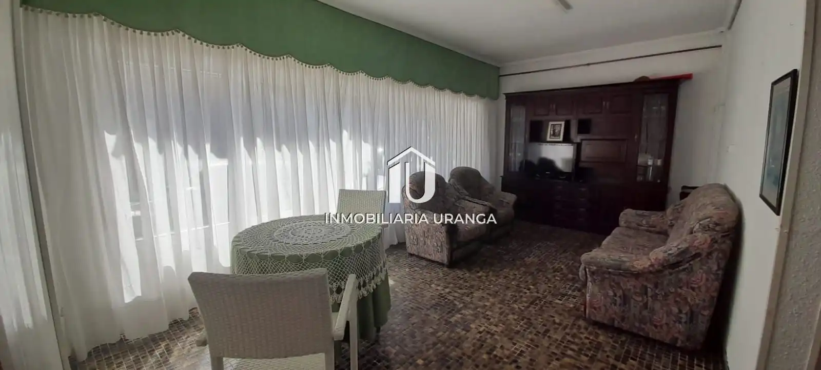 Wohnzimmer von Haus oder Chalet zum Verkauf in Laredo mit Heizung, Privatgarten und Terrasse