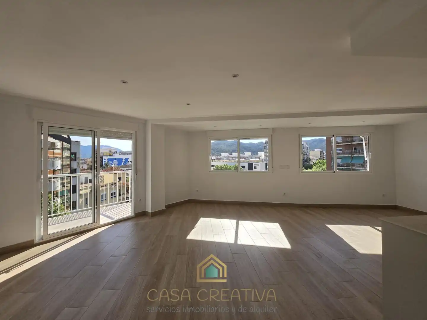 Sala d'estar de Pis de lloguer en Gandia amb Aire condicionat, Calefacció i Terrassa