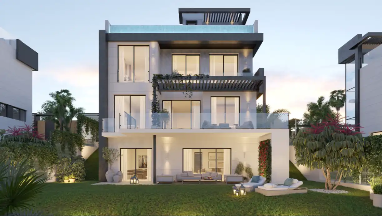 Maison avec piscine à vendre à Estepona Pueblo