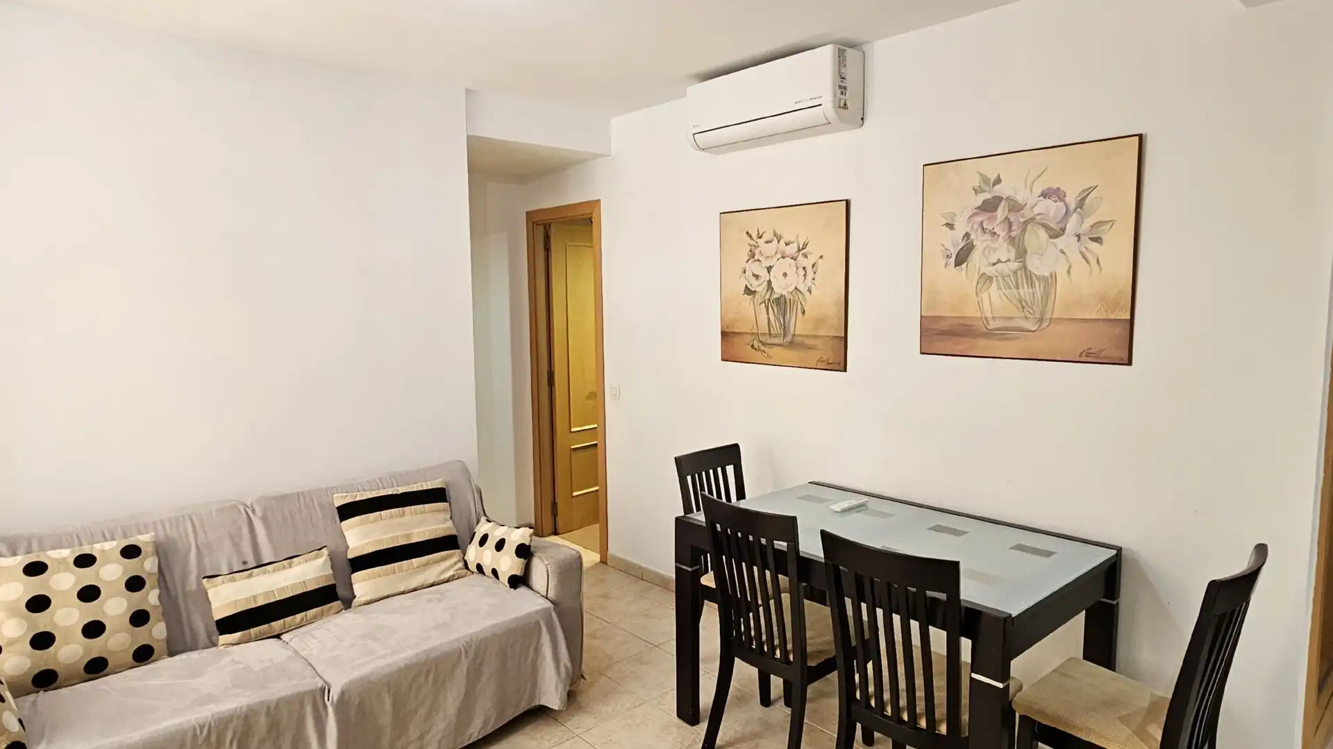 Apartamento con piscina en venta en Central 22, imagen 6