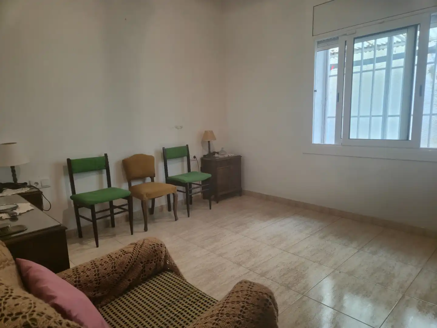 Wohnzimmer von Erdgeschoss zum Verkauf in Mataró mit Terrasse und Möbliert