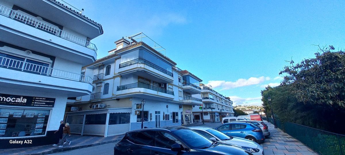 Außenansicht von Wohnungen zum Verkauf in Mijas mit Klimaanlage, Heizung und Terrasse