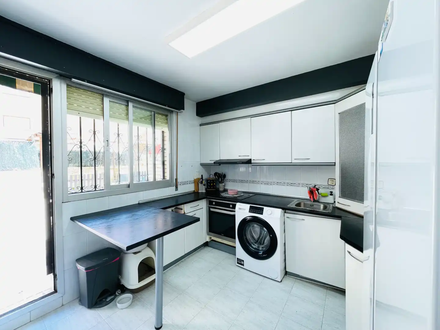 Cocina de Piso en venta en Zaragoza con Aire acondicionado, Calefacción y Jardín privado