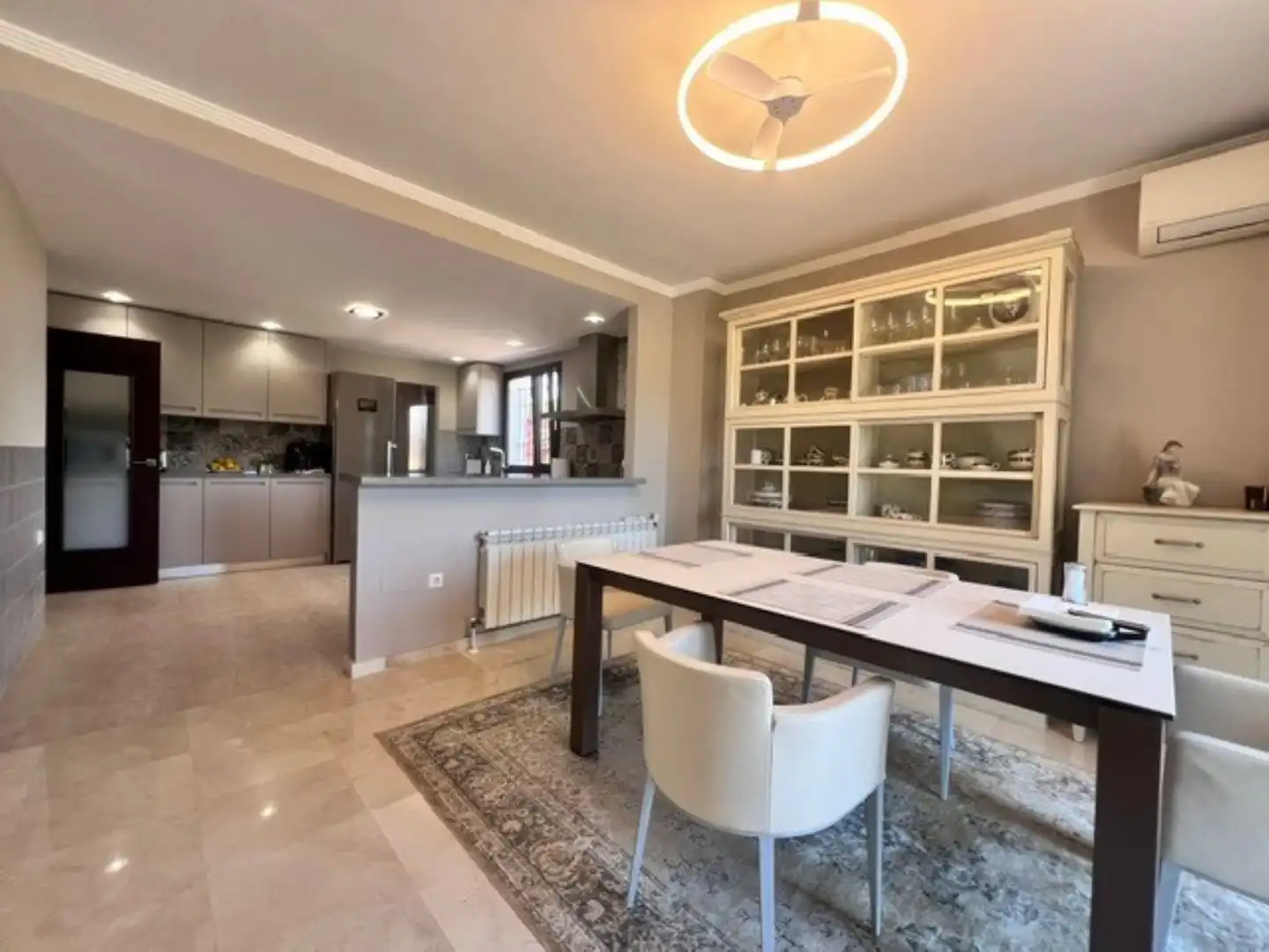 Chalet con piscina en venta en San Pedro de Alcántara, imagen 5
