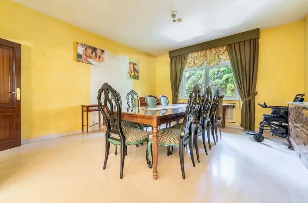 Comedor de Casa o chalet en venta en Madrid con Aire acondicionado, Calefacción y Jardín privado