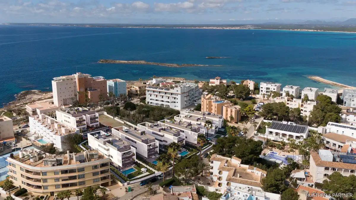 Exterior view of Flat for sale in Ses Salines  with Air Conditioner and Heating