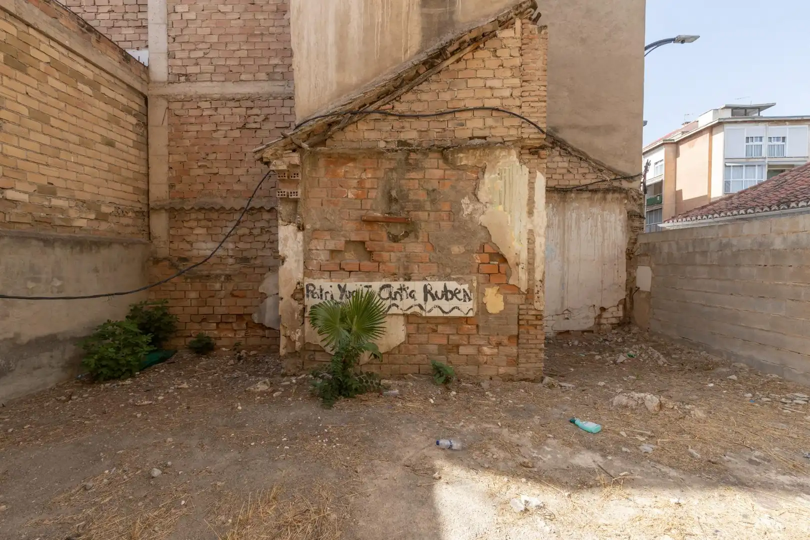 Außenansicht von Residential zum Verkauf in Granada