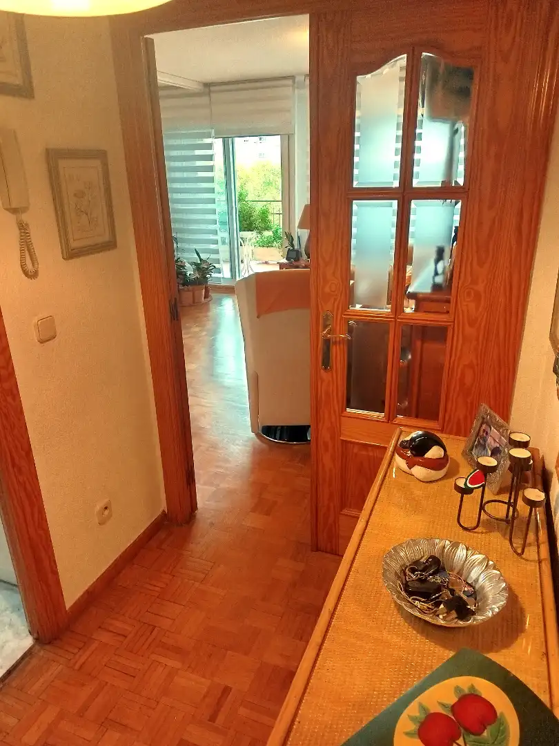 Wohnung zum Verkauf in Móstoles mit Klimaanlage, Heizung und Privatgarten