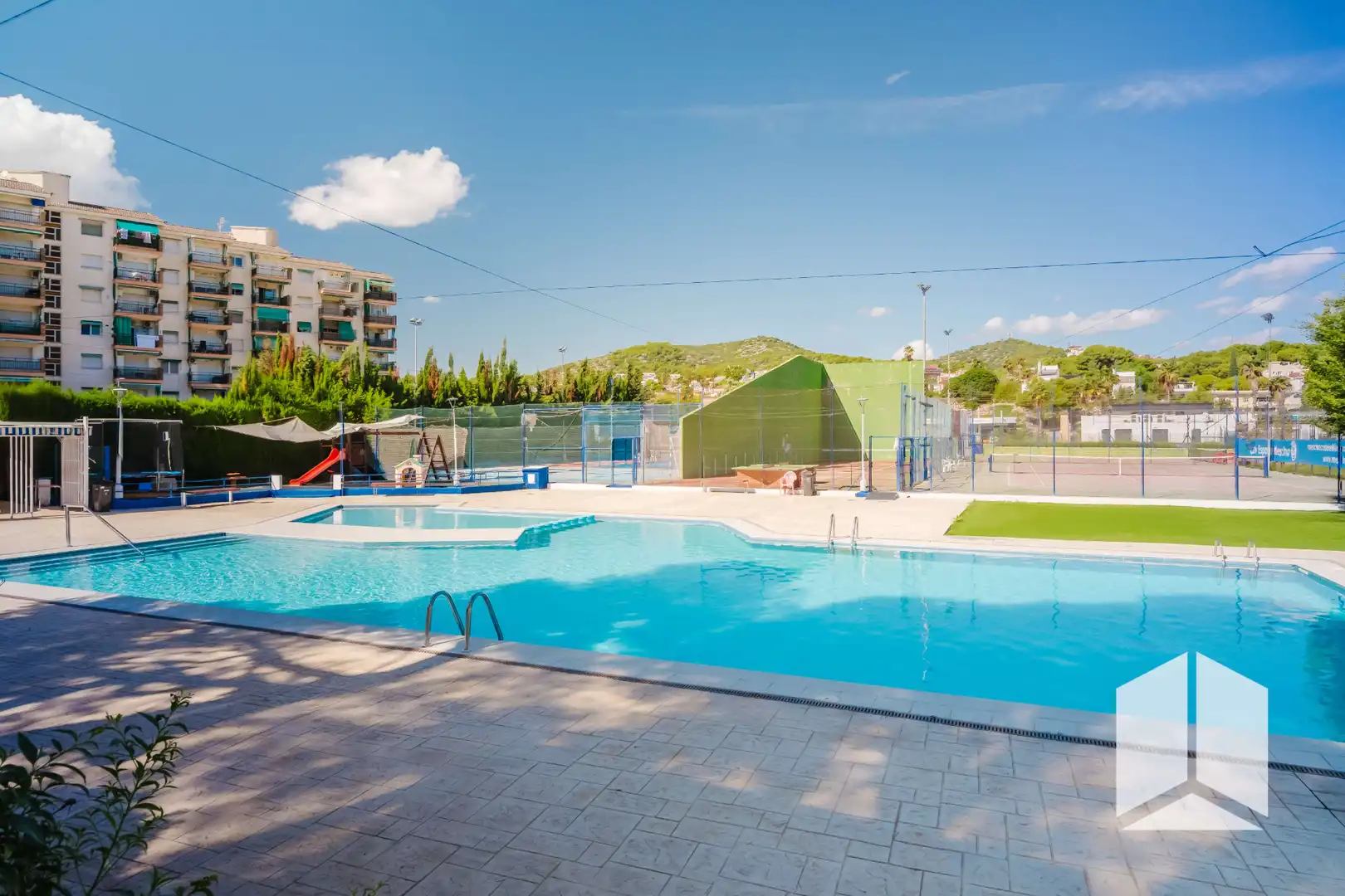 Pis amb piscina en venda a Passeig Marítim Sant Joan de Déu, imagen 2
