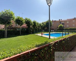 Swimming pool of Flat for sale in Villamiel de Toledo  with Air Conditioner, Heating and Balcony