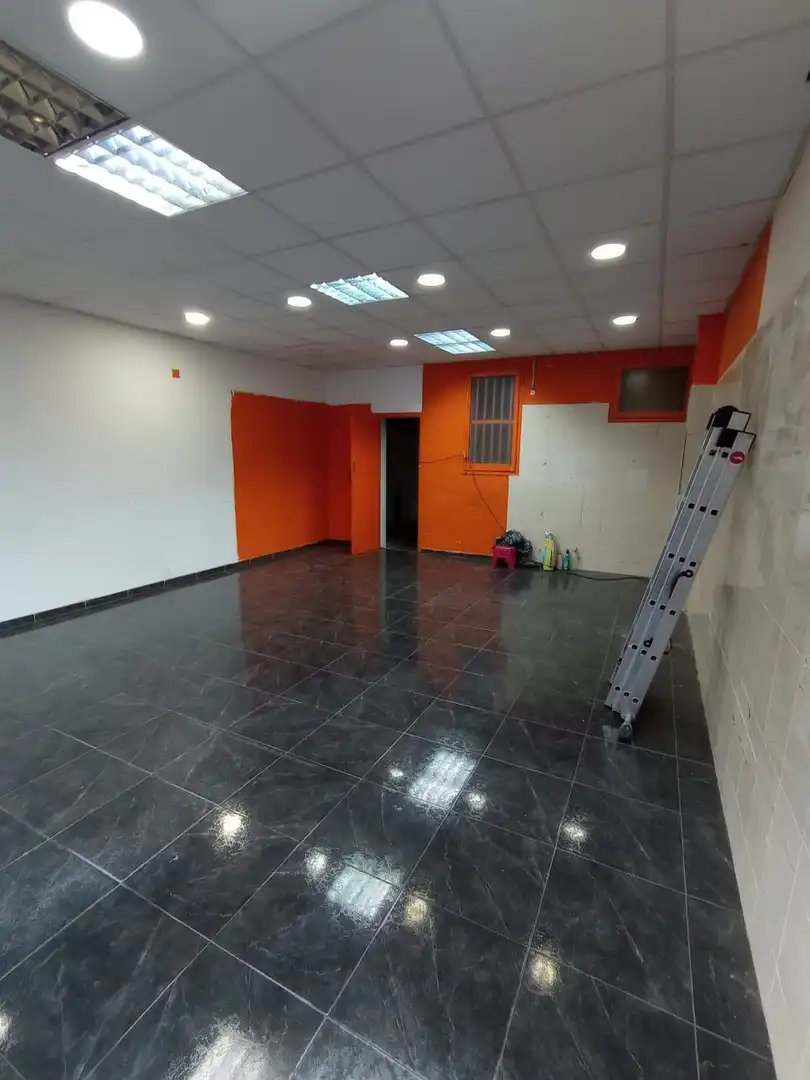 Local en venta en Sabadell con Aire acondicionado