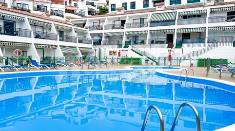Foto 2 de Apartamento en venta en Los Cristianos, Arona