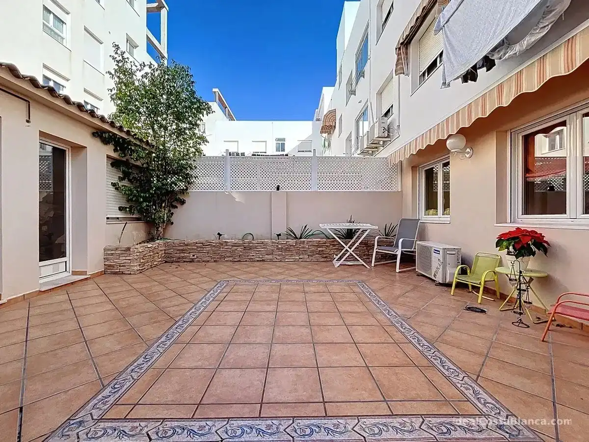 Terrassa de Apartament en venda en Pueblo - Urbanizaciones