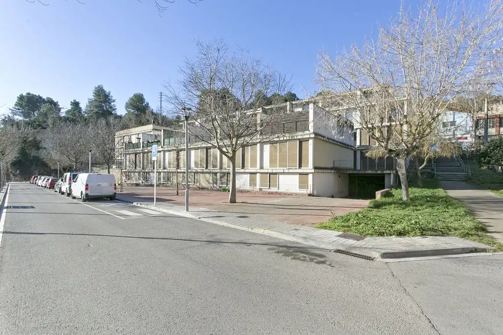 Vista exterior de Pis en venda en Sant Llorenç Savall