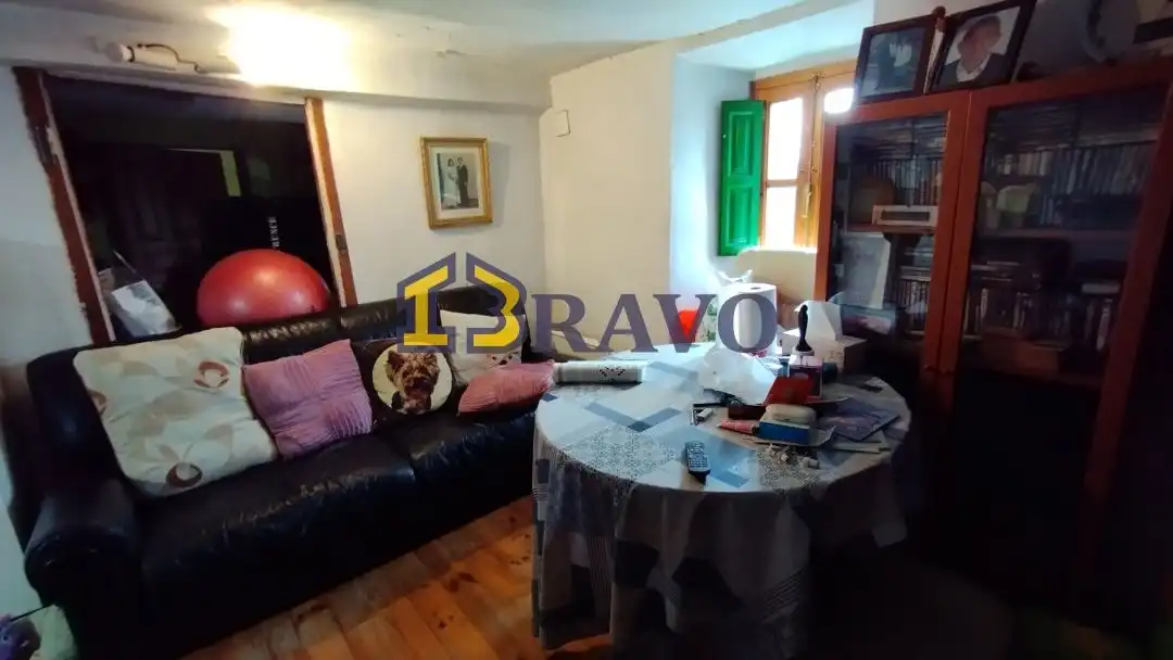 Casa o xalet en venda en Valle de Losa amb Jardí privat i Terrassa