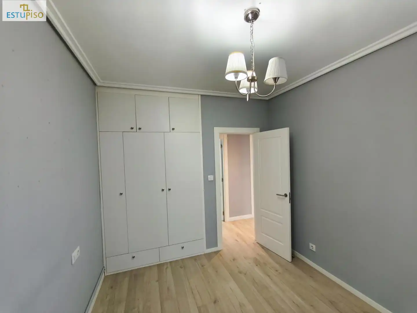 Habitación de Piso en venta en Vitoria - Gasteiz con Calefacción y Trastero