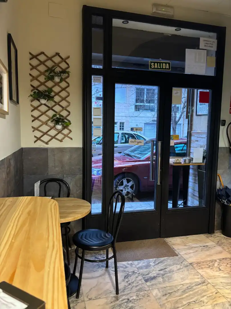 Gewerbefläche zum Verkauf in Calle de Alonso Heredia, imagen 5