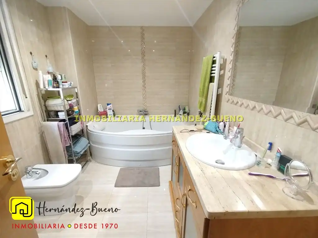 Baño de Casa o chalet en venta en Calvarrasa de Abajo con Calefacción, Jardín privado y Terraza