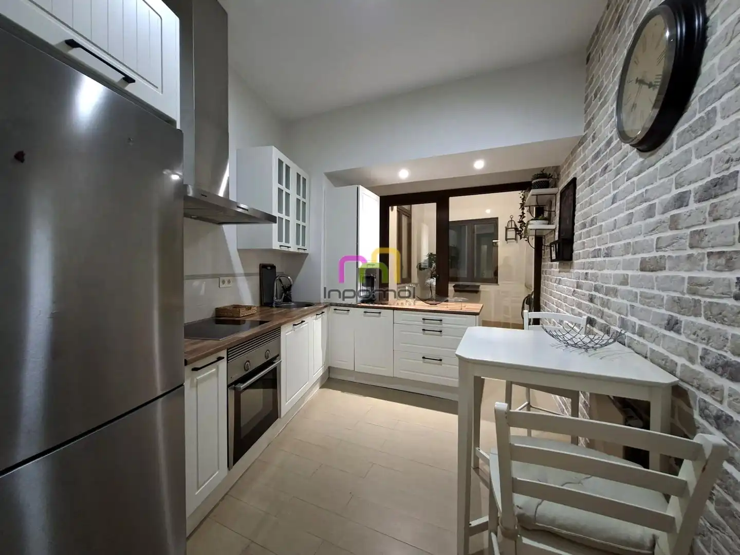 Cuina de Apartament de lloguer en Badajoz amb Calefacció i Moblat