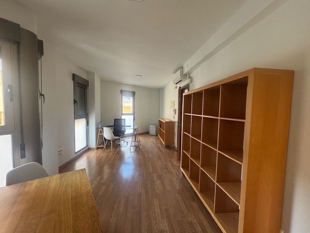 Oficina en venda en Alcoy / Alcoi amb Aire condicionat i Moblat