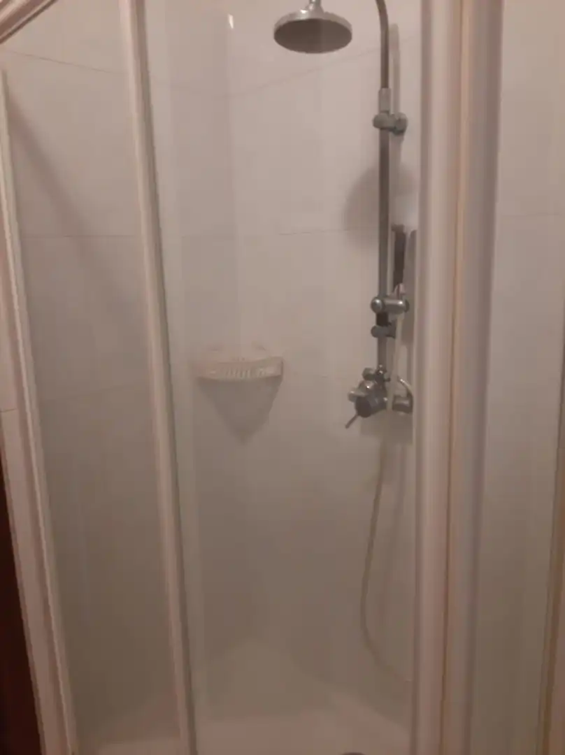 Bathroom of Flat for rent in Narón  with Furnished