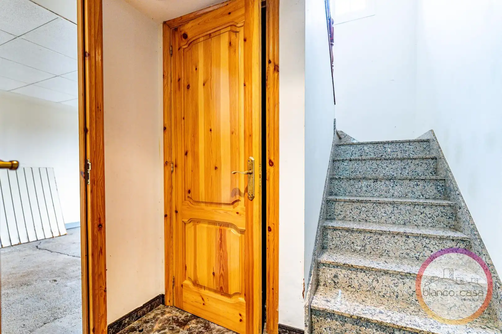Haus oder Chalet zum Verkauf in A Laracha   mit Heizung und Möbliert