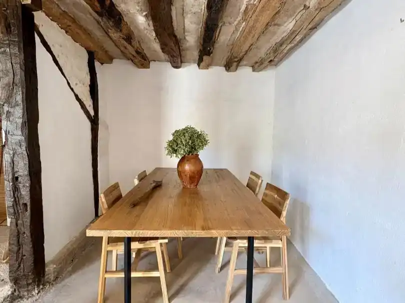 Menjador de Casa o xalet en venda en Villar del Río amb Jardí privat, Parquet i Moblat