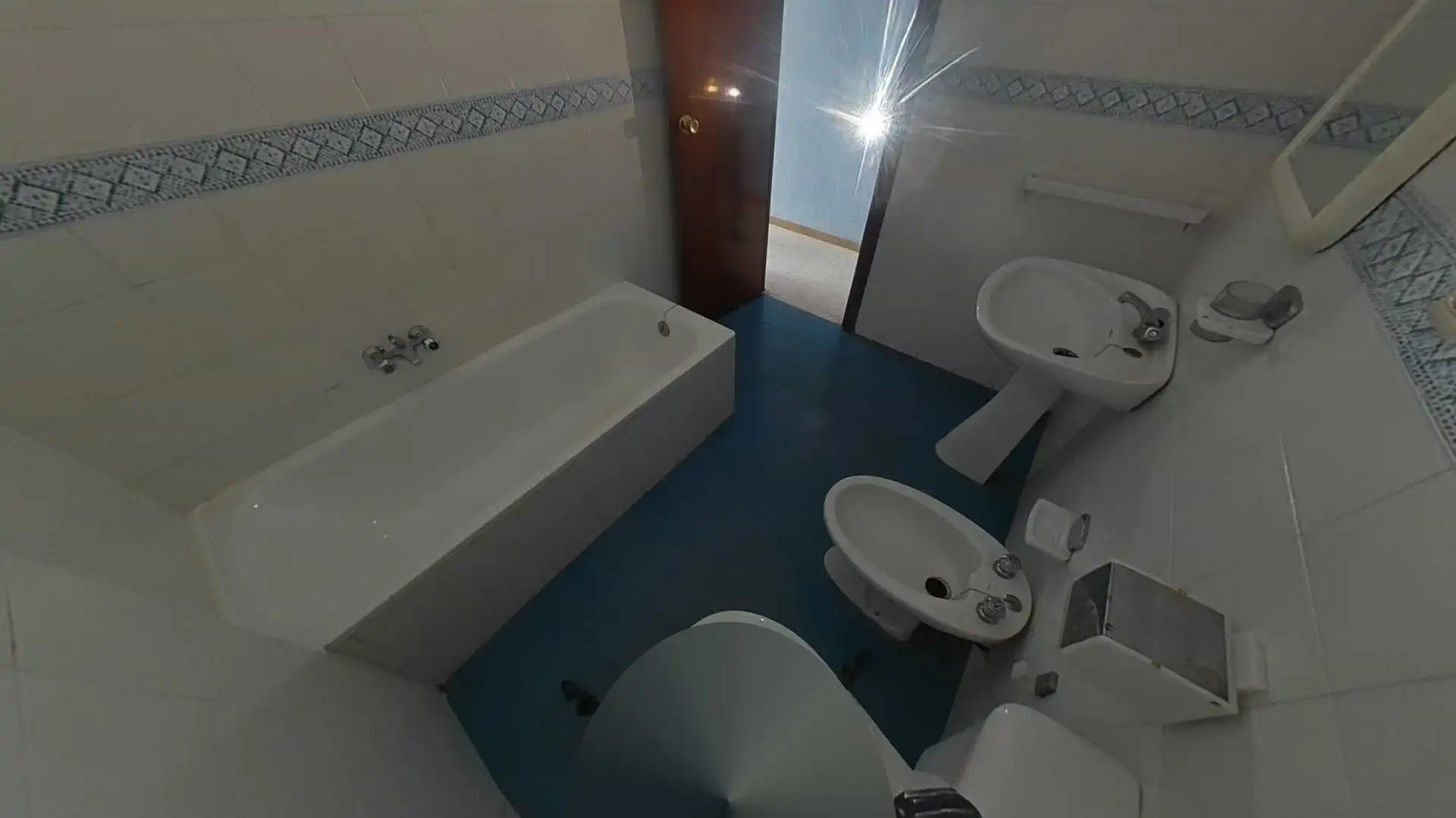 Bathroom of Flat for sale in Badajoz